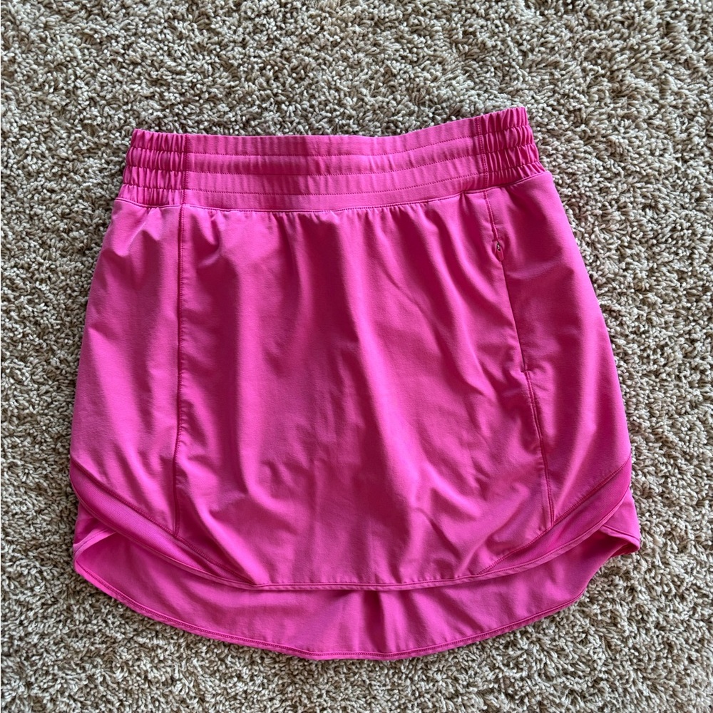 Lululemon Athletica Vibrant Pink Athletic Skirt-like new